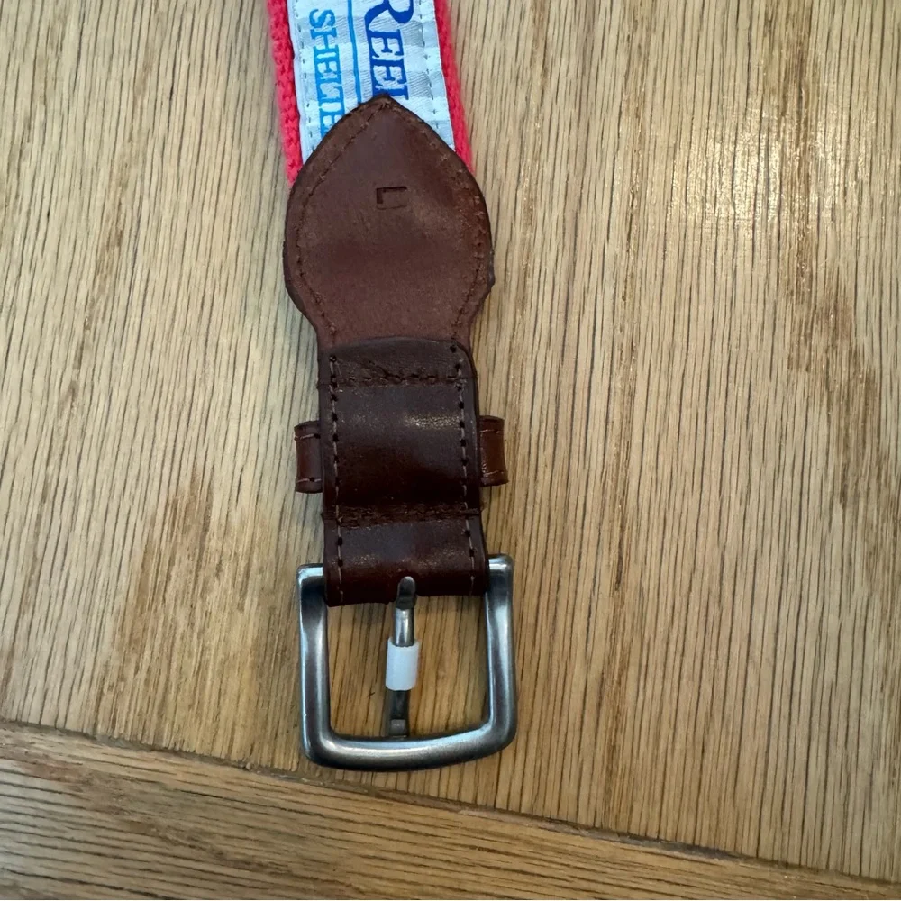Reel Point Shelter Island Reversible Girls golf club belt.